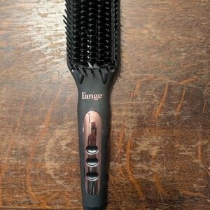 L'ange Heated Straightening Brush in Black with Rose Gold Accents